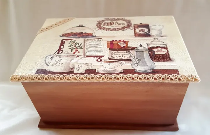 Párizsi díszdoboz
